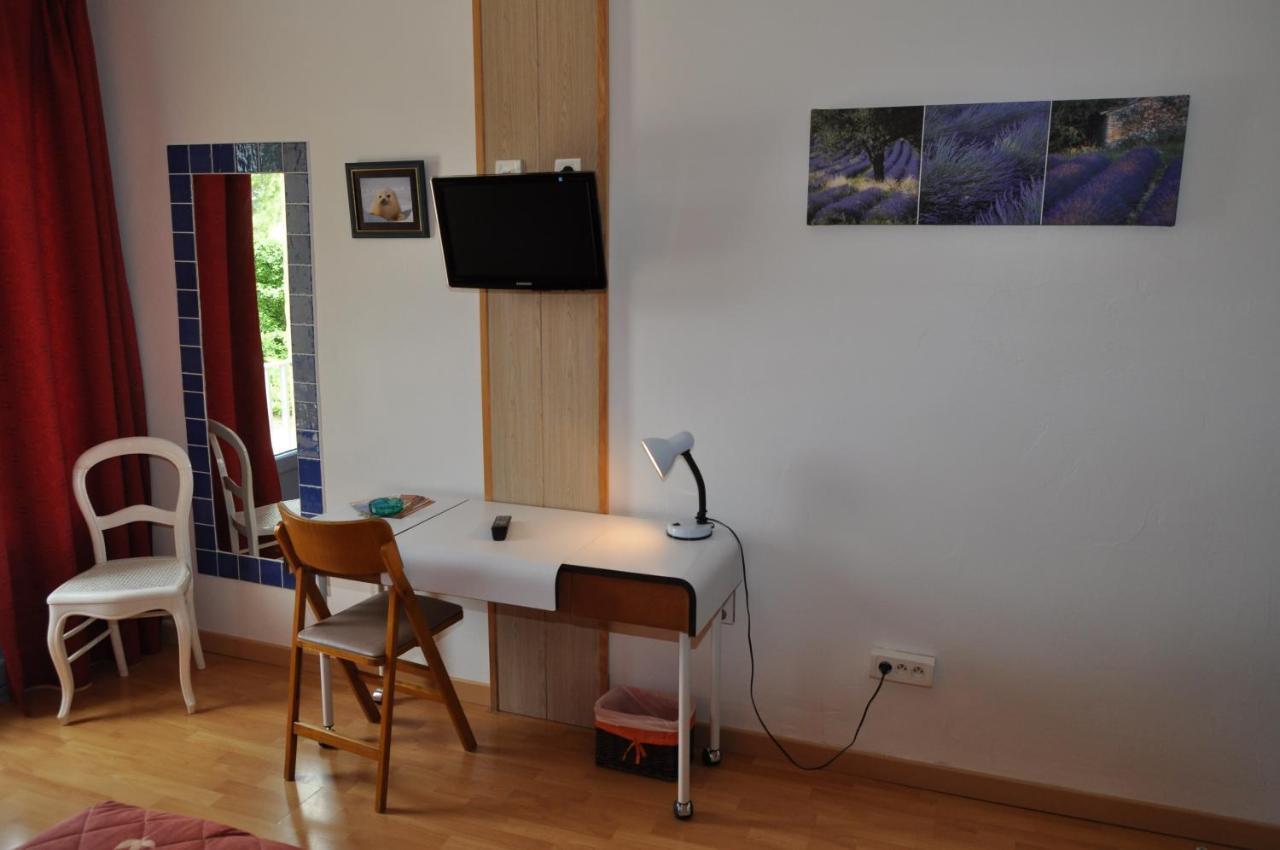 Hotel Les Mimosas Lunel  Pokoj fotografie